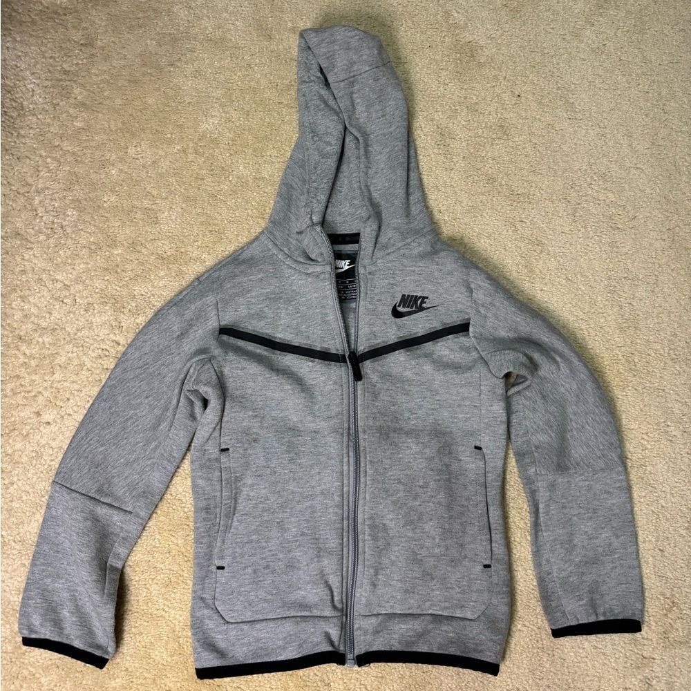 Boys Nike Zip Up Hoodie Sz 5/6